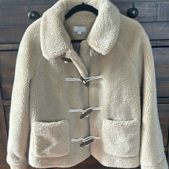 NWOT LOFT stylish & unique sherpa toggle jacket - Picture 2 of 4